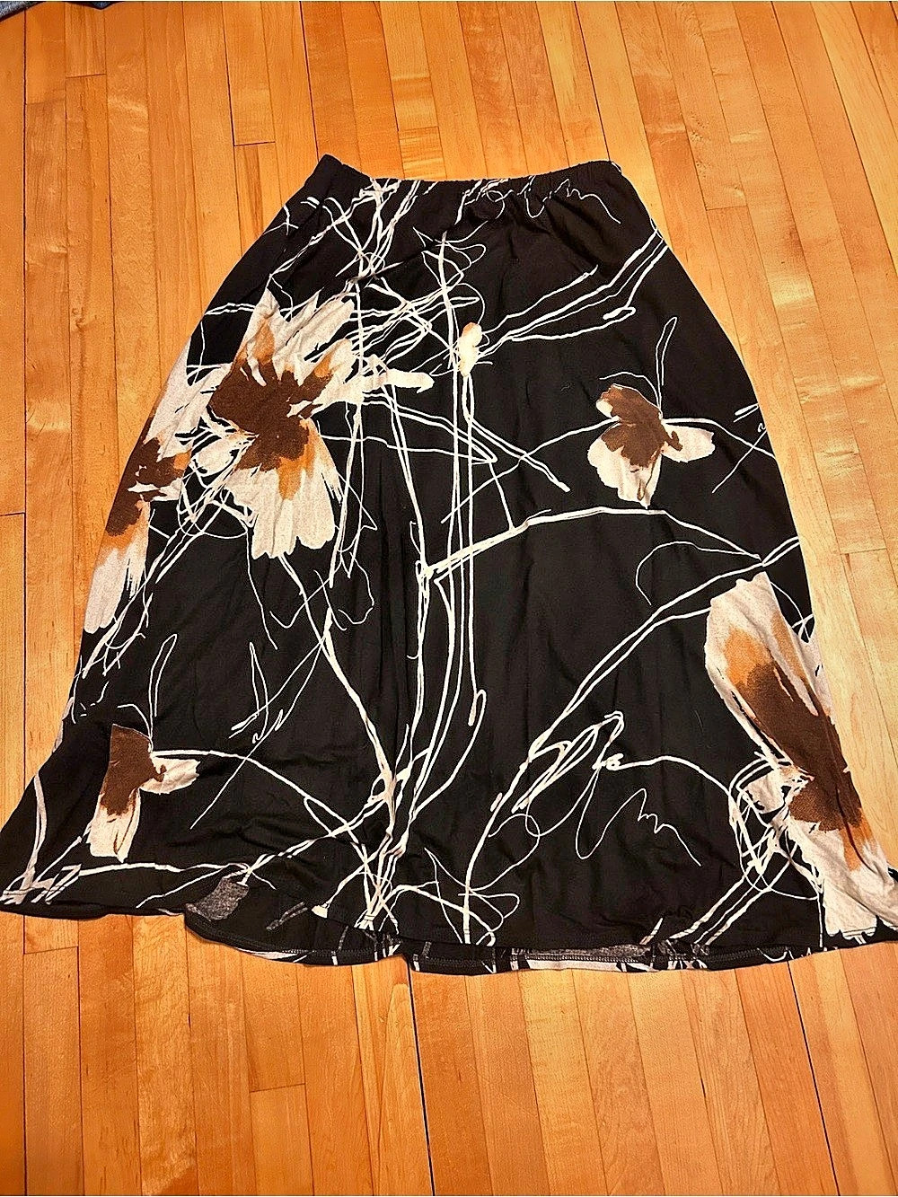 Trésor Floral A-Line Skirt in Black & White